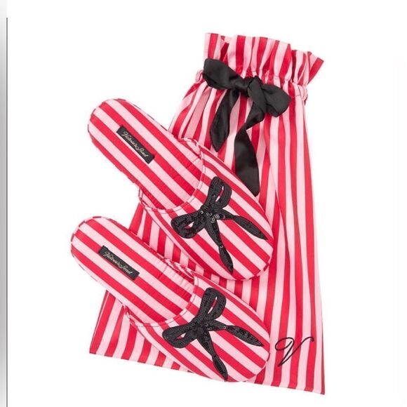 Victoria’s Secret Slippers  - Picture 1 of 2